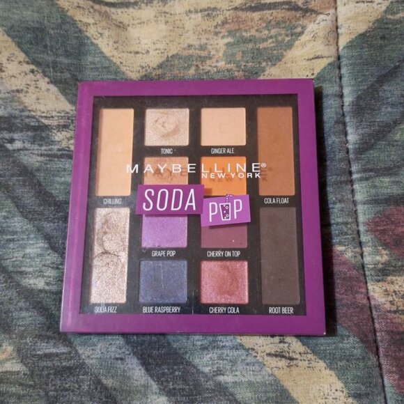 ⭐ Maybelline “Soda Pop” Eyeshadow Palette – Discontinued – Lightly Used ⭐ - Picture 3 of 3